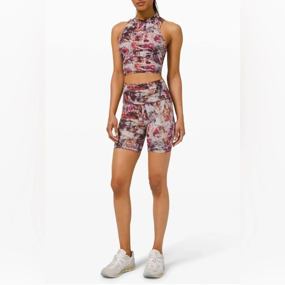 Lululemon Wunder Train High-Rise Short 6